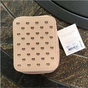 Lauren Conrad Travel Jewelry Box peachy pink with rose gold zipper